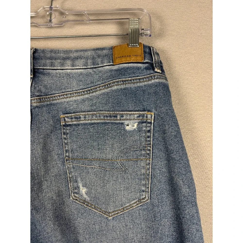 American Eagle Curvy Mom Jean Distressed High Rise Blue Denim 16 Long